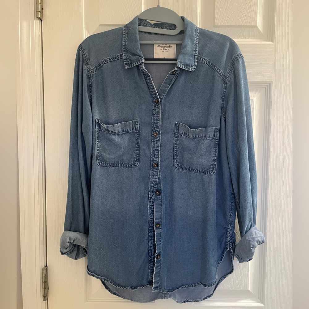 AF - Cozy denim button down size S
